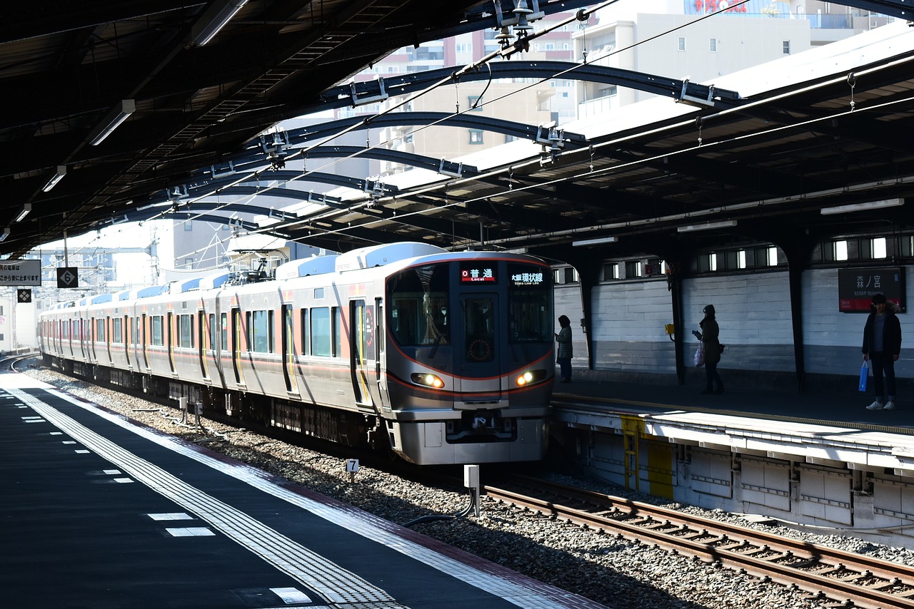 osaka loop line  japan  osaka train free photo