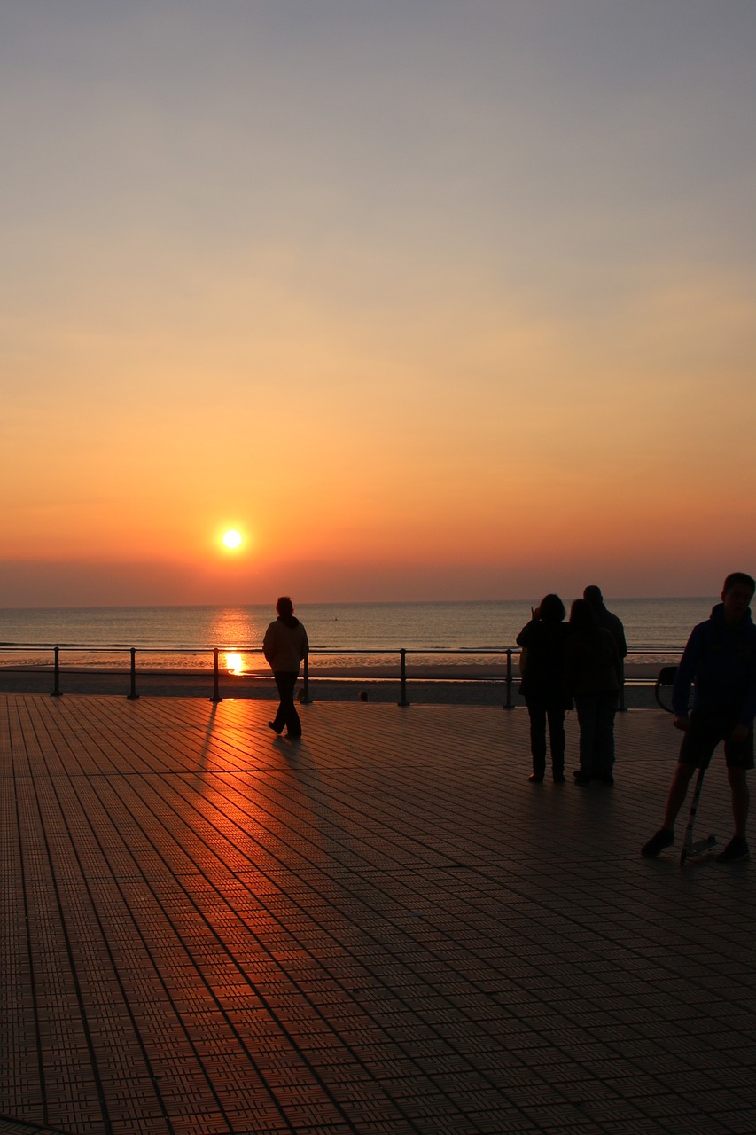 ostend sunset shadow free photo