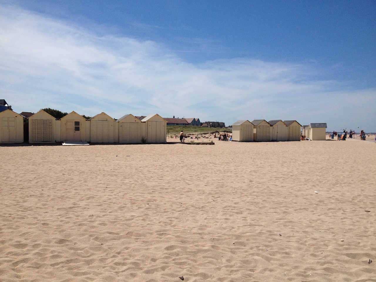 ouistream beach sand free photo