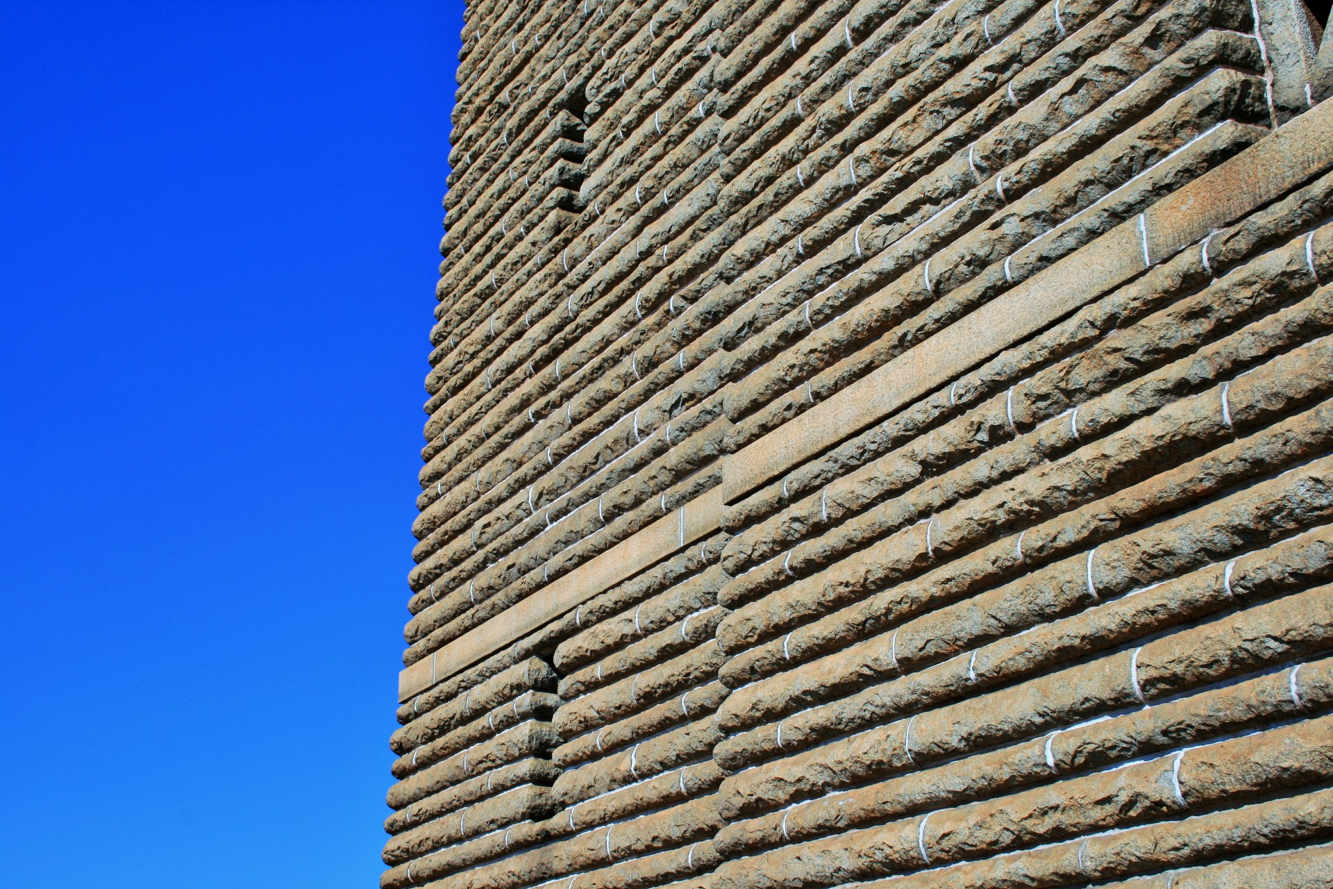 wall exterior grooved free photo