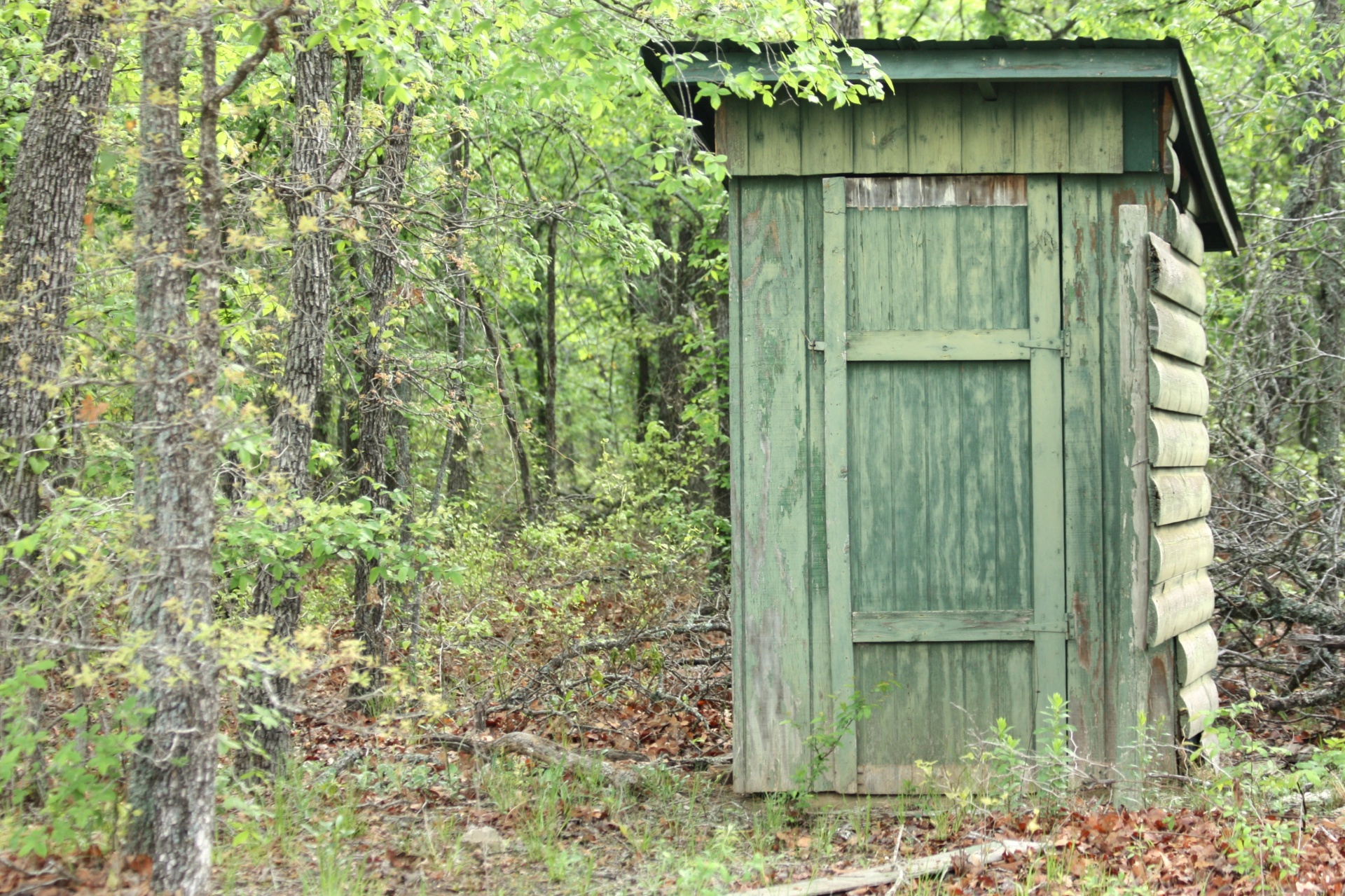outhouse bathroom outdoor free photo