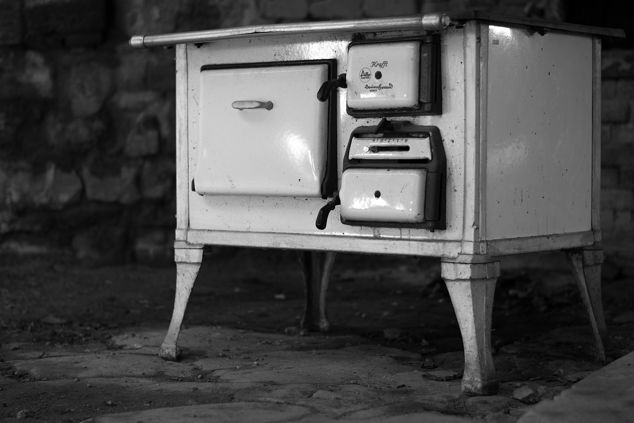 oven  stove  nostalgia free photo