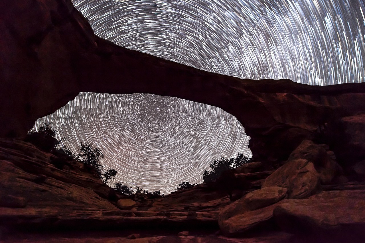 owachomo natural bridge night stars free photo