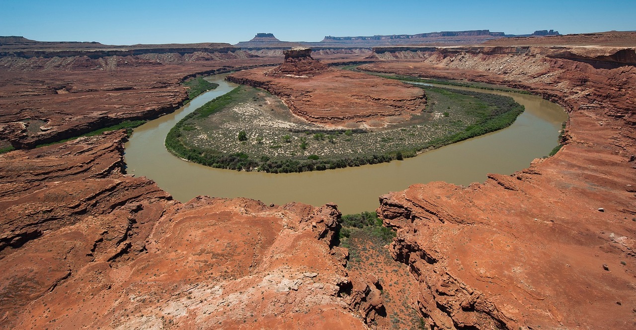 oxbow green river landscape free photo