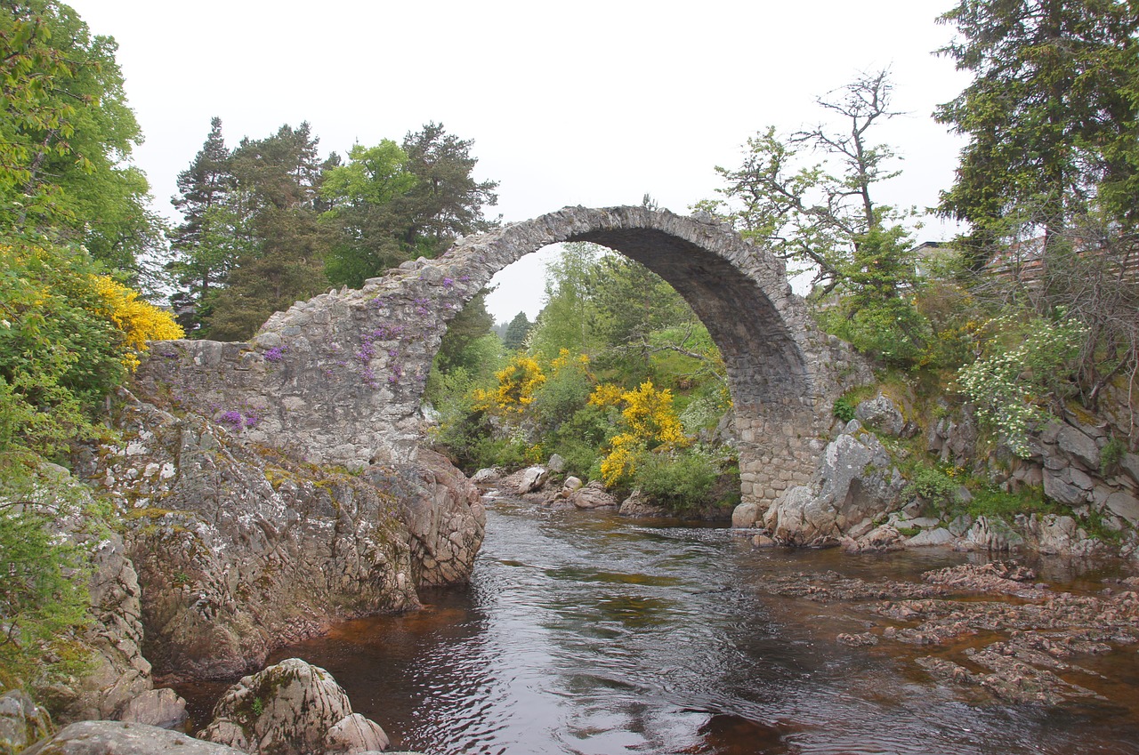 packhorsebridge carrbridge scotland free photo