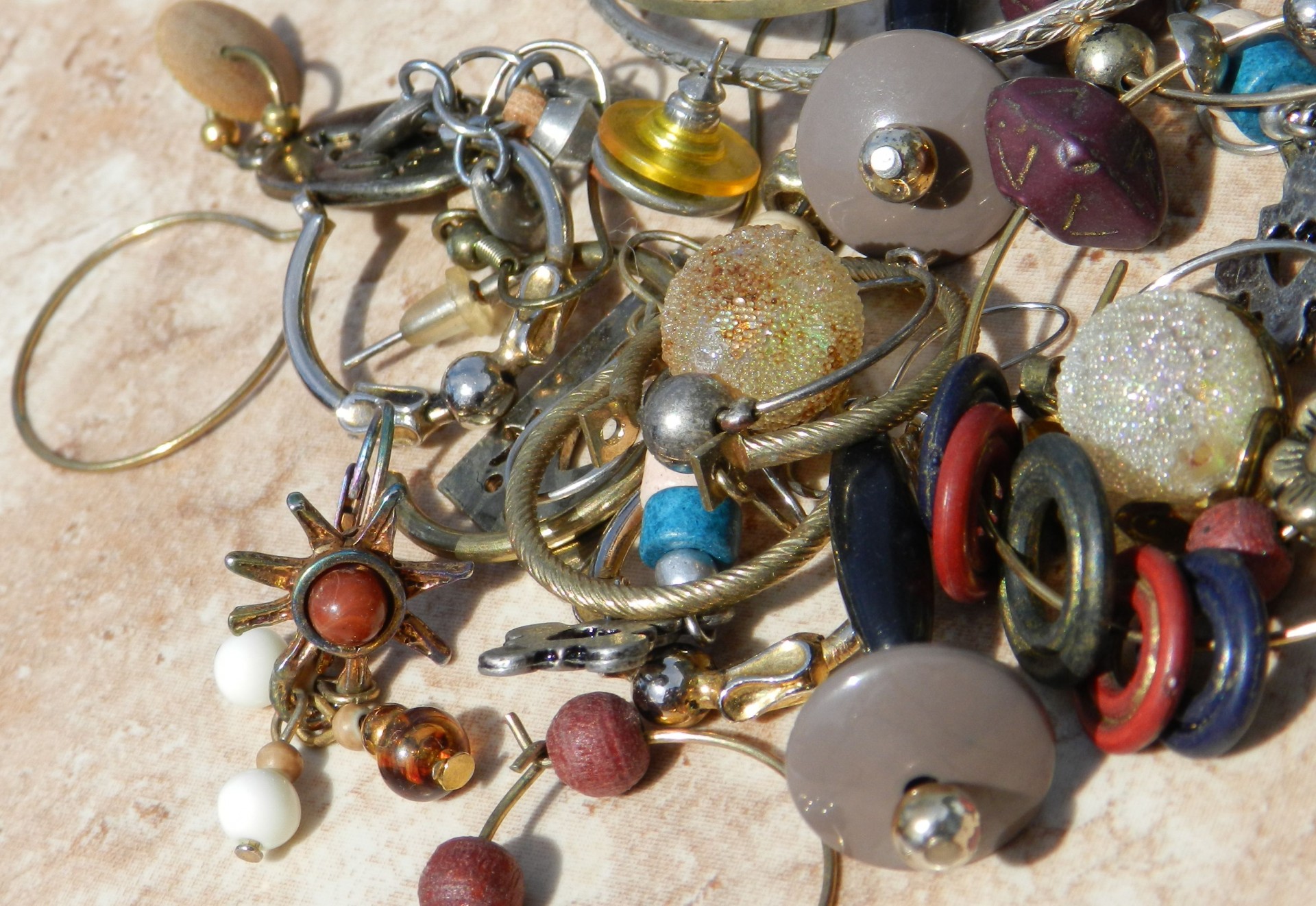 junk jewelry gold free photo