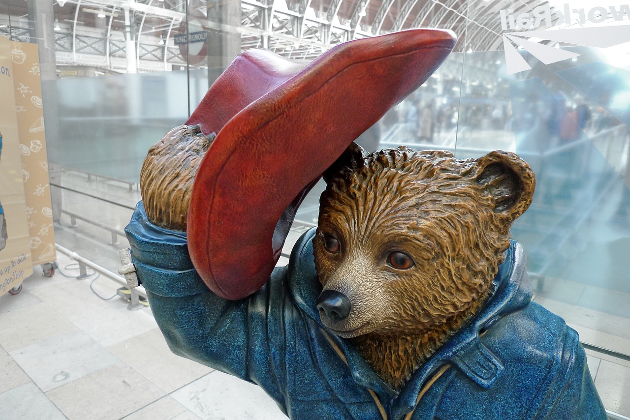 paddington bear station free photo