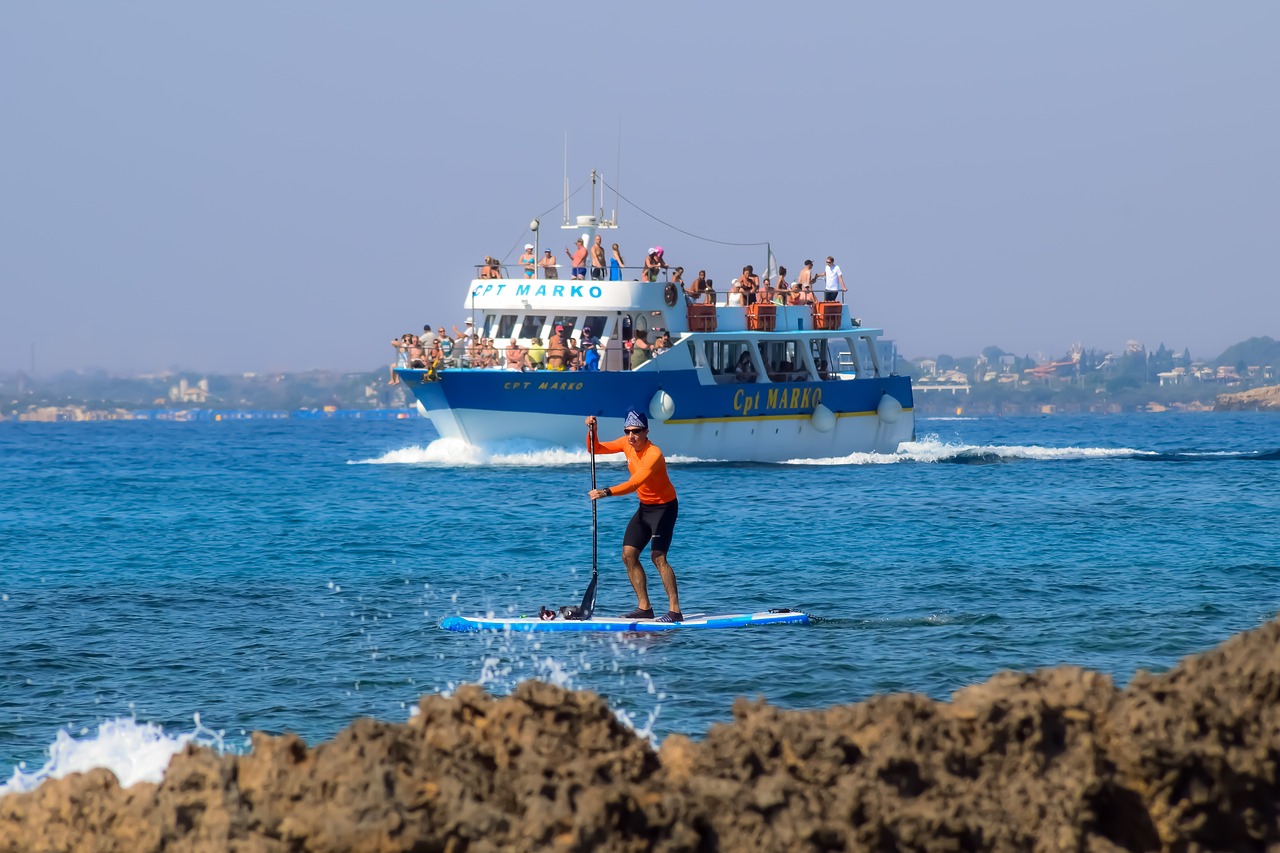 paddleboarding  sport  paddle free photo