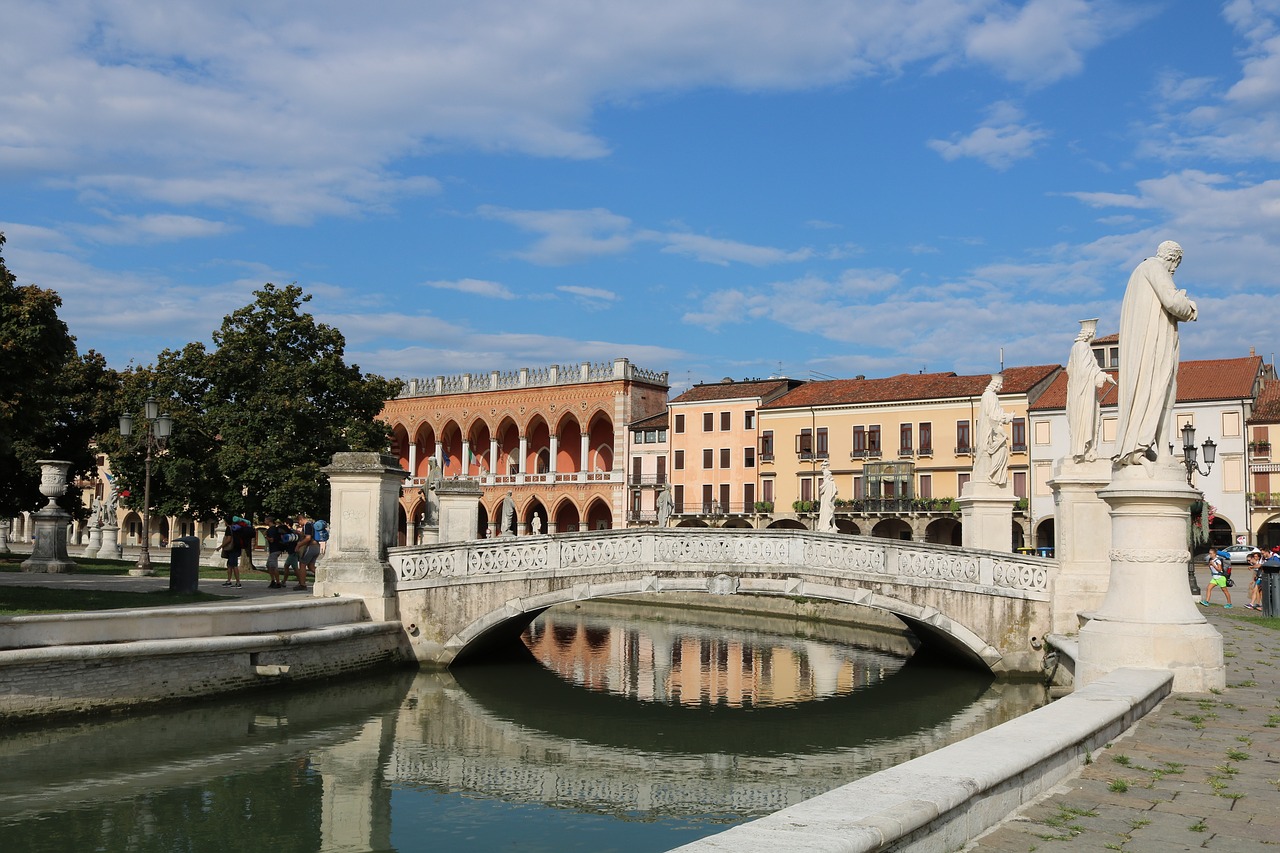 padova  italy  sculptures free photo