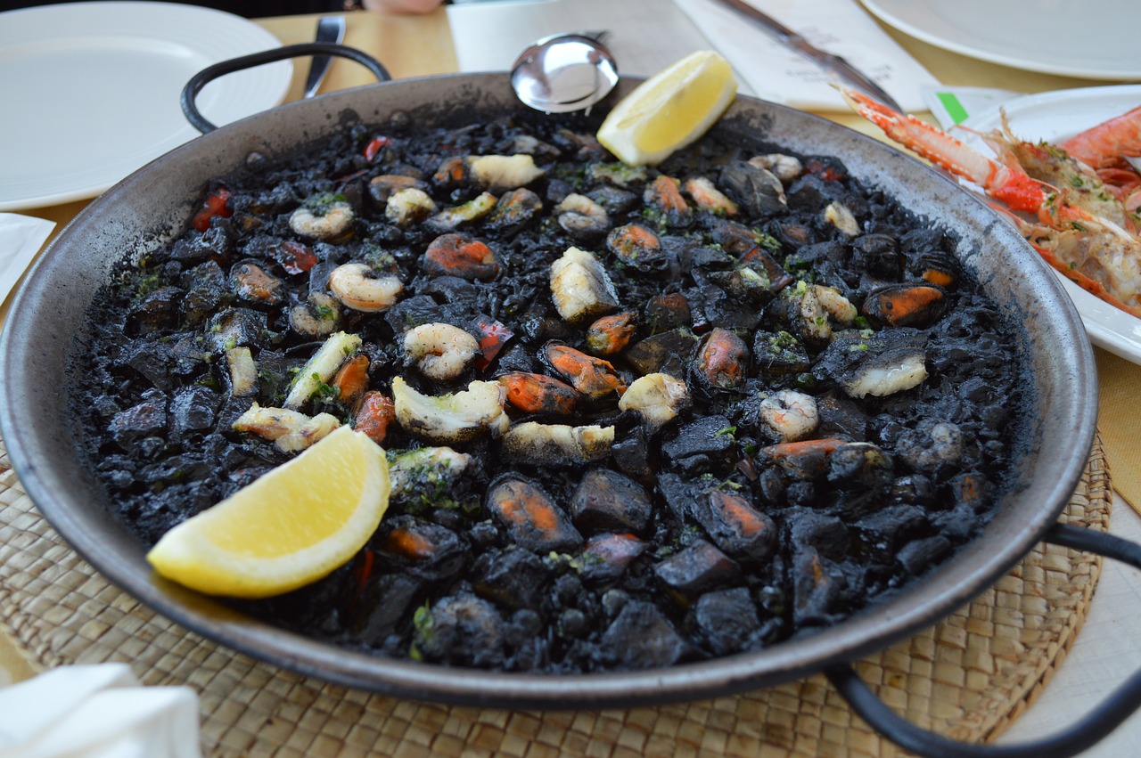 paella spain dish free photo