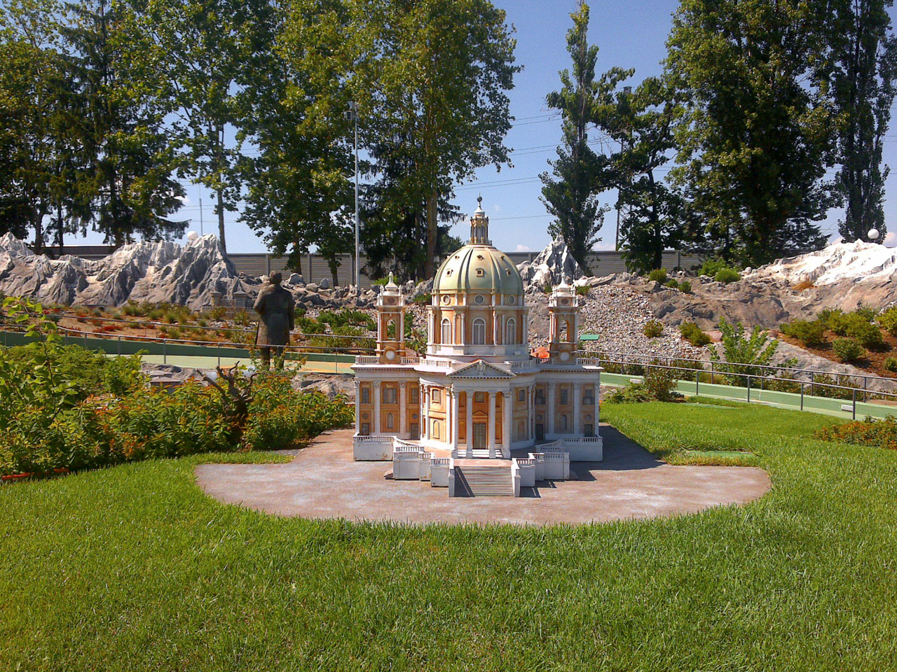 village architecture miniland free photo