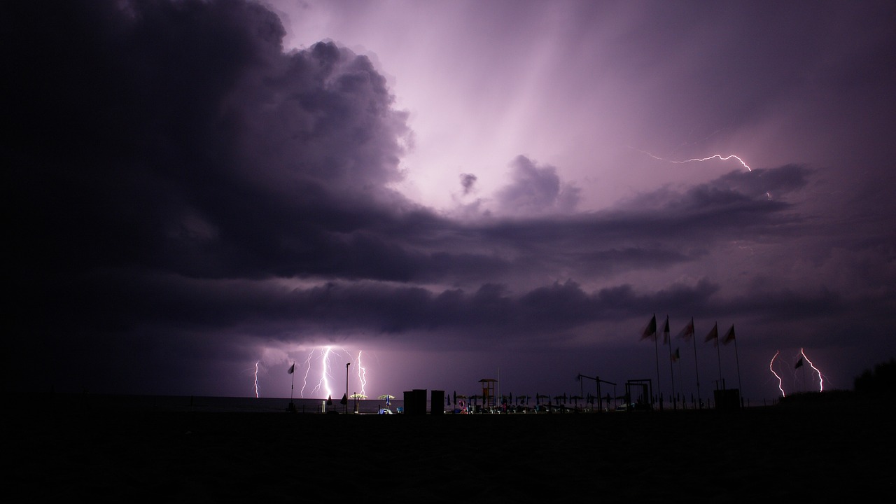 paestum thunderstorm lightning free photo