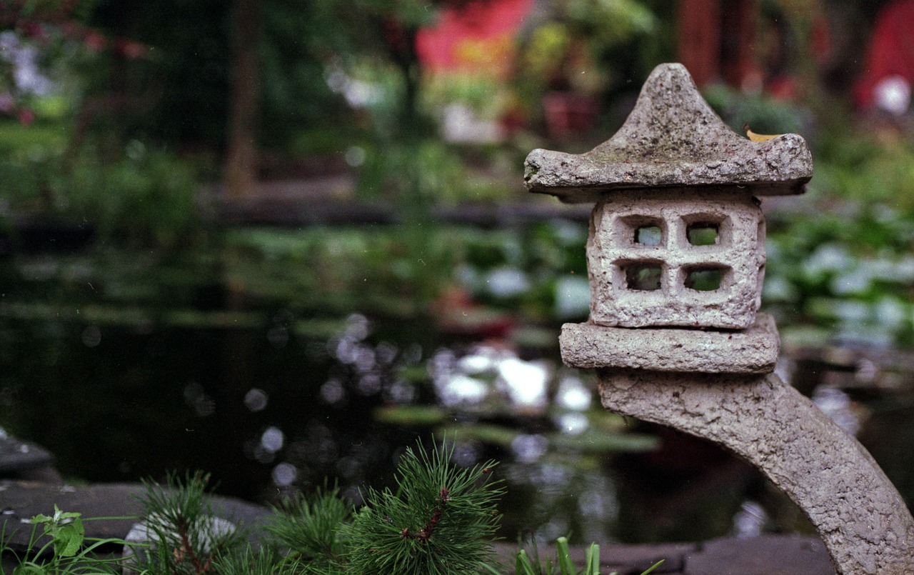 pagoda stone lantern free photo