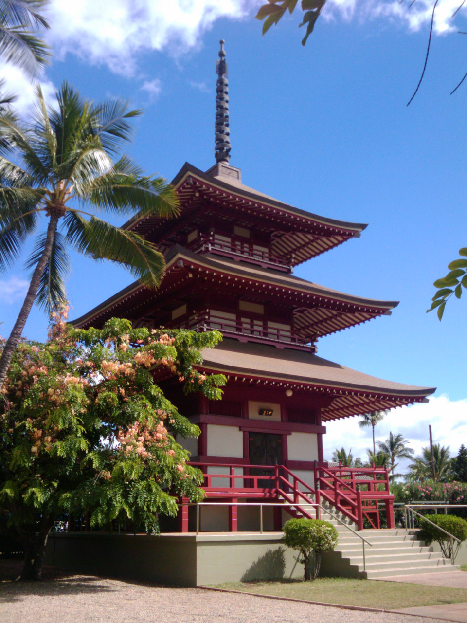 pagoda hawaii maui free photo