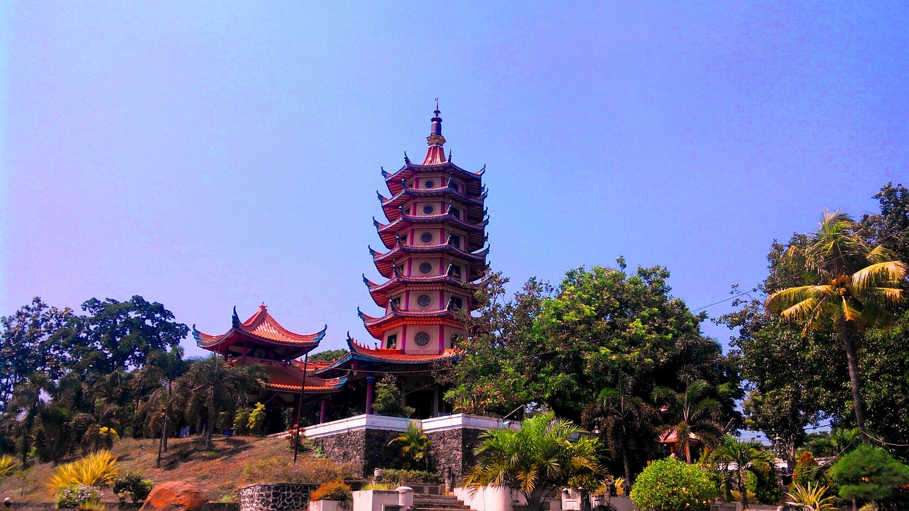 pagoda chinese semarang free photo