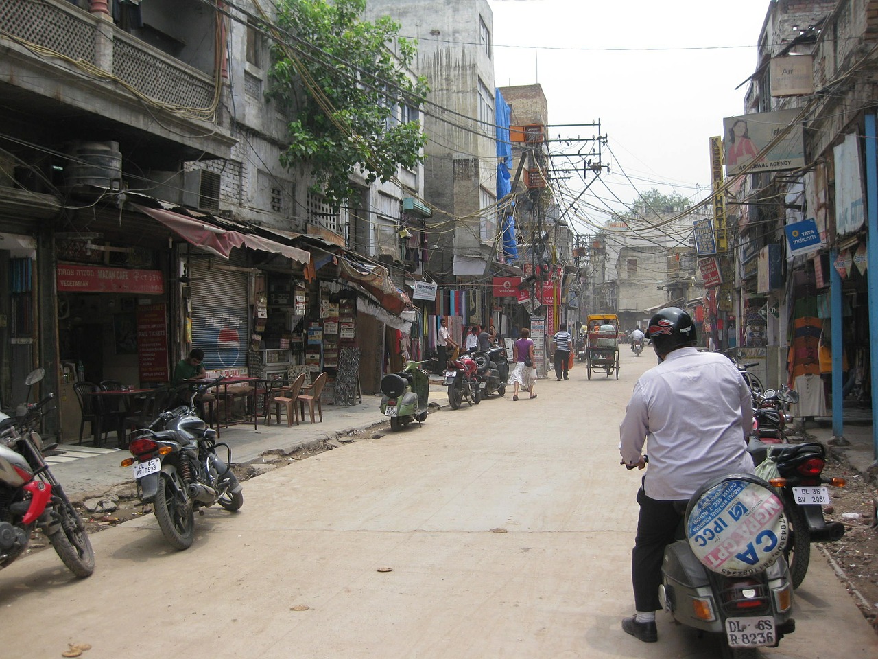 paharganj delhi street free photo