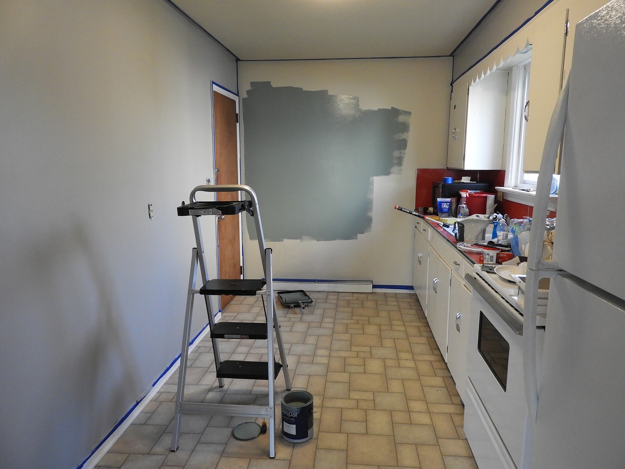 paint workspace remodel free photo