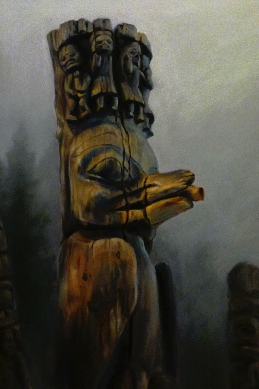 painted totem aboriginal artwork free photo