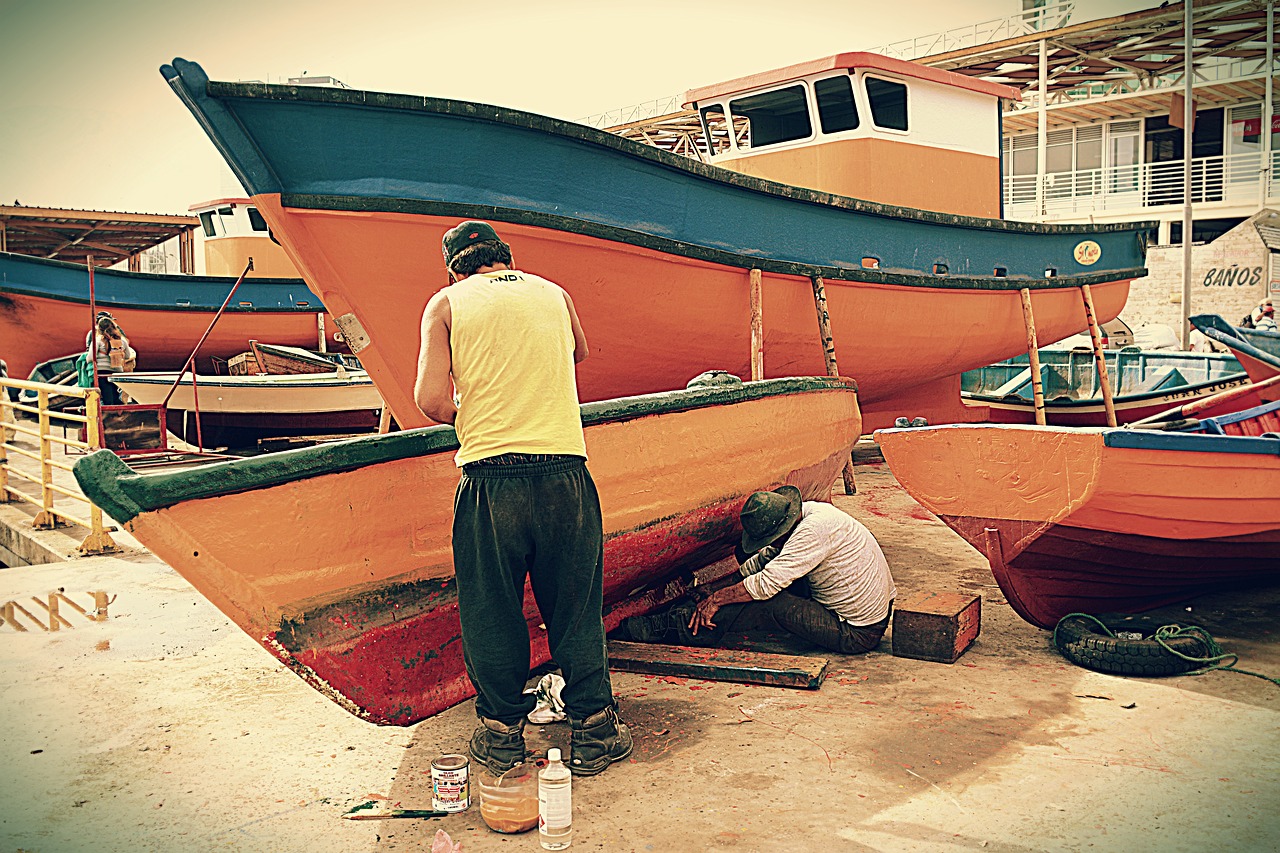painting boats fishermen free photo