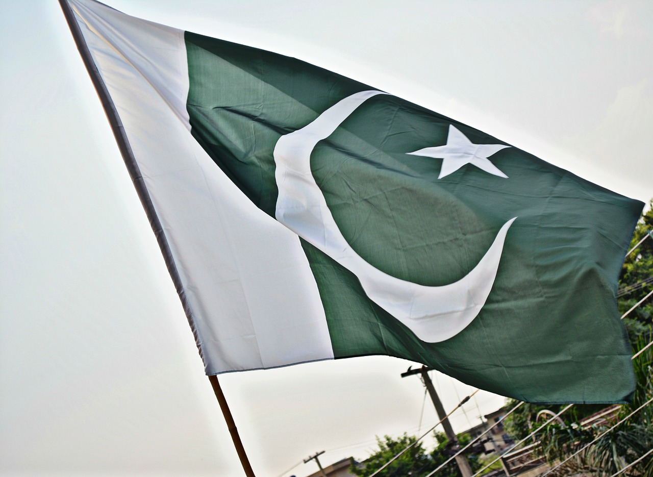 pakistan national flag free photo
