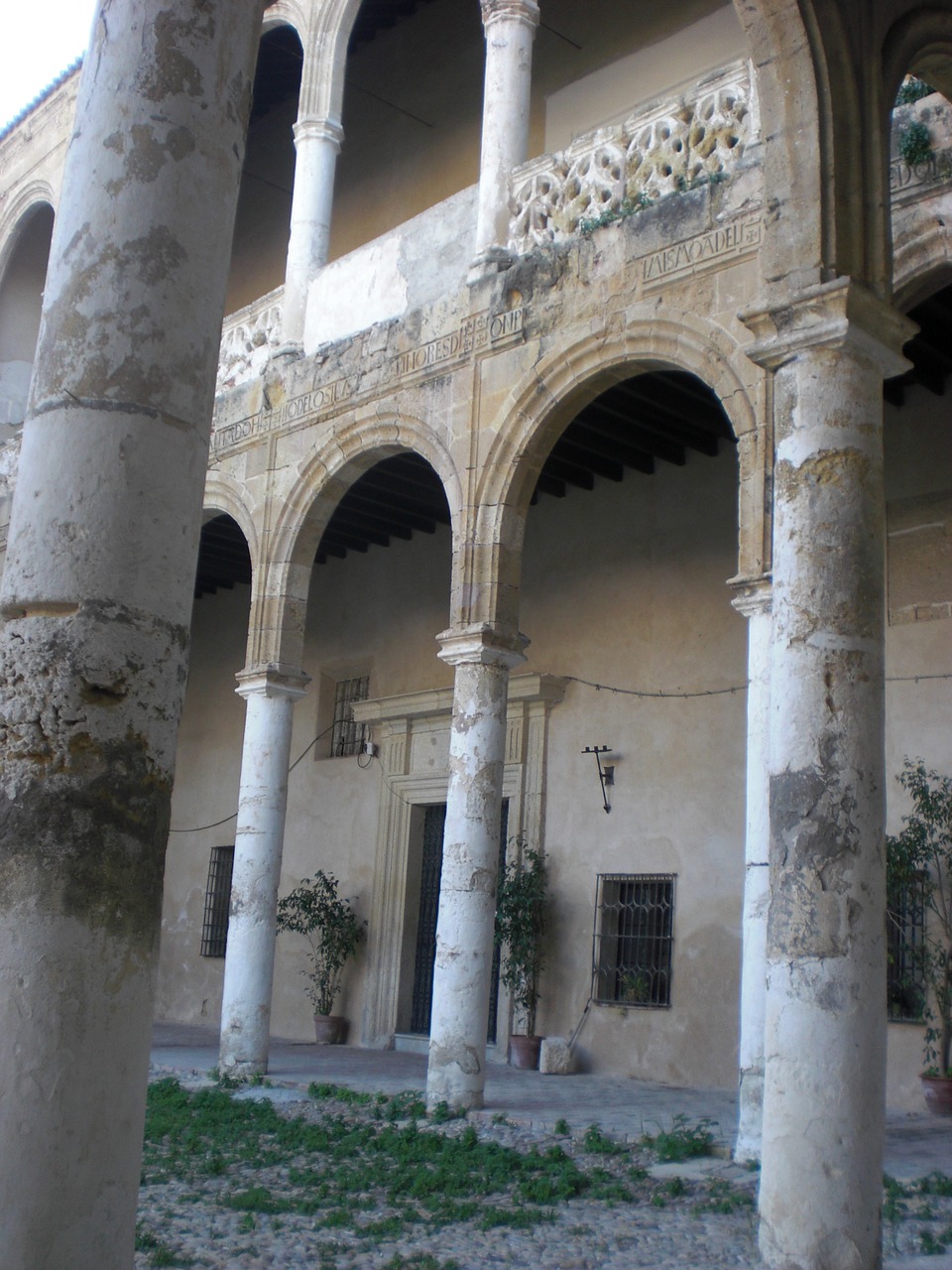 palace arches cloister free photo