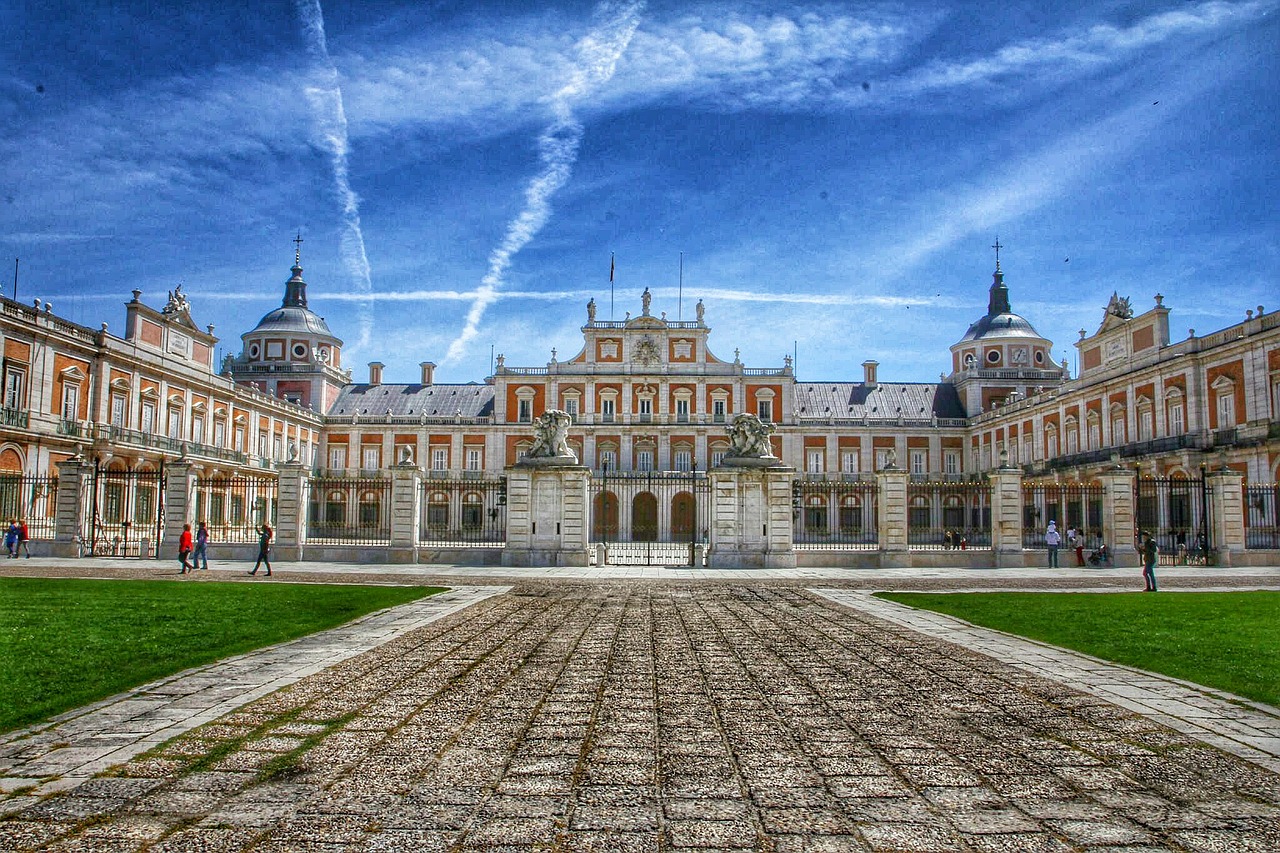 palace architecture spain free photo