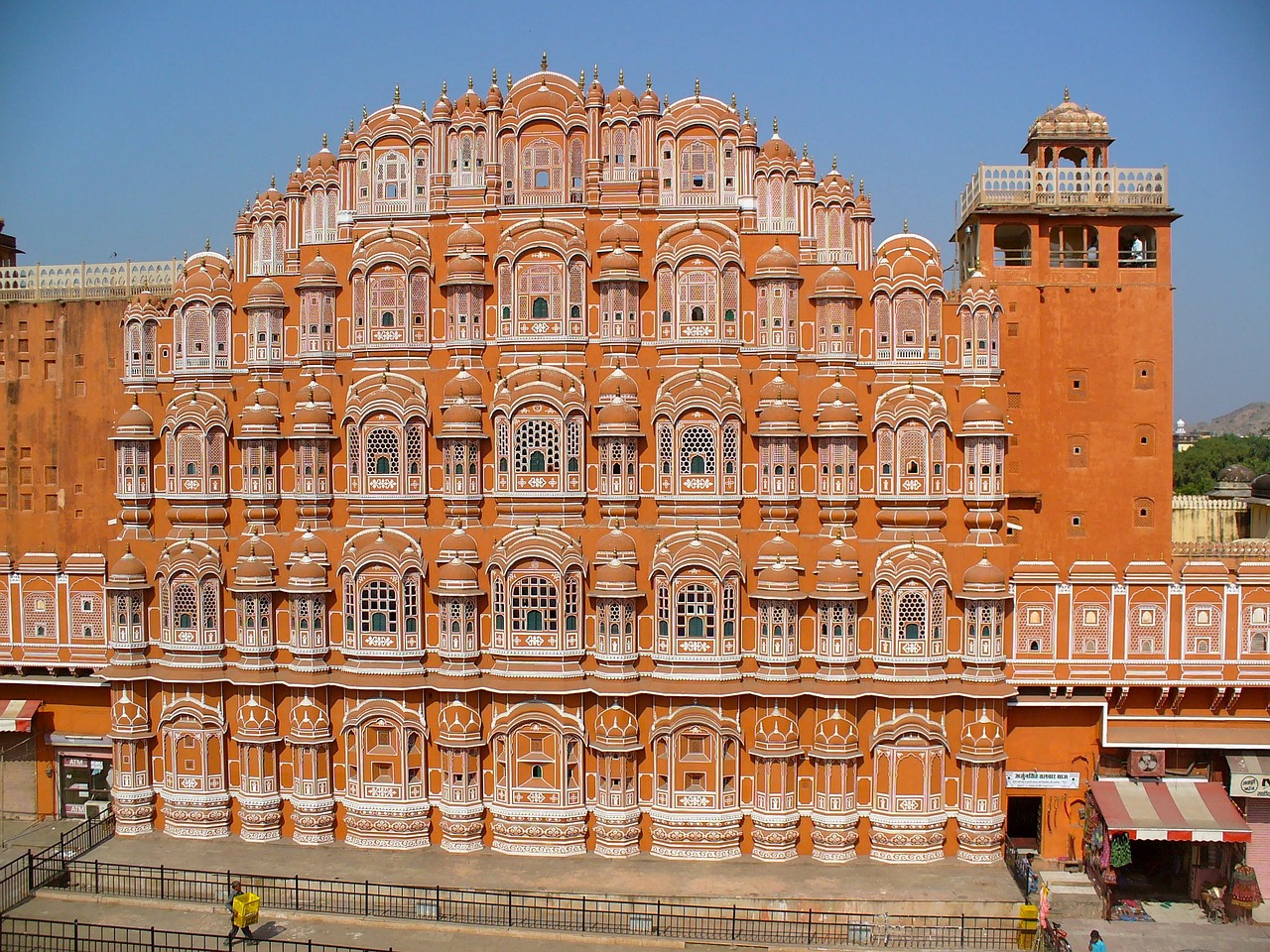 palace of winds india jaipur free photo