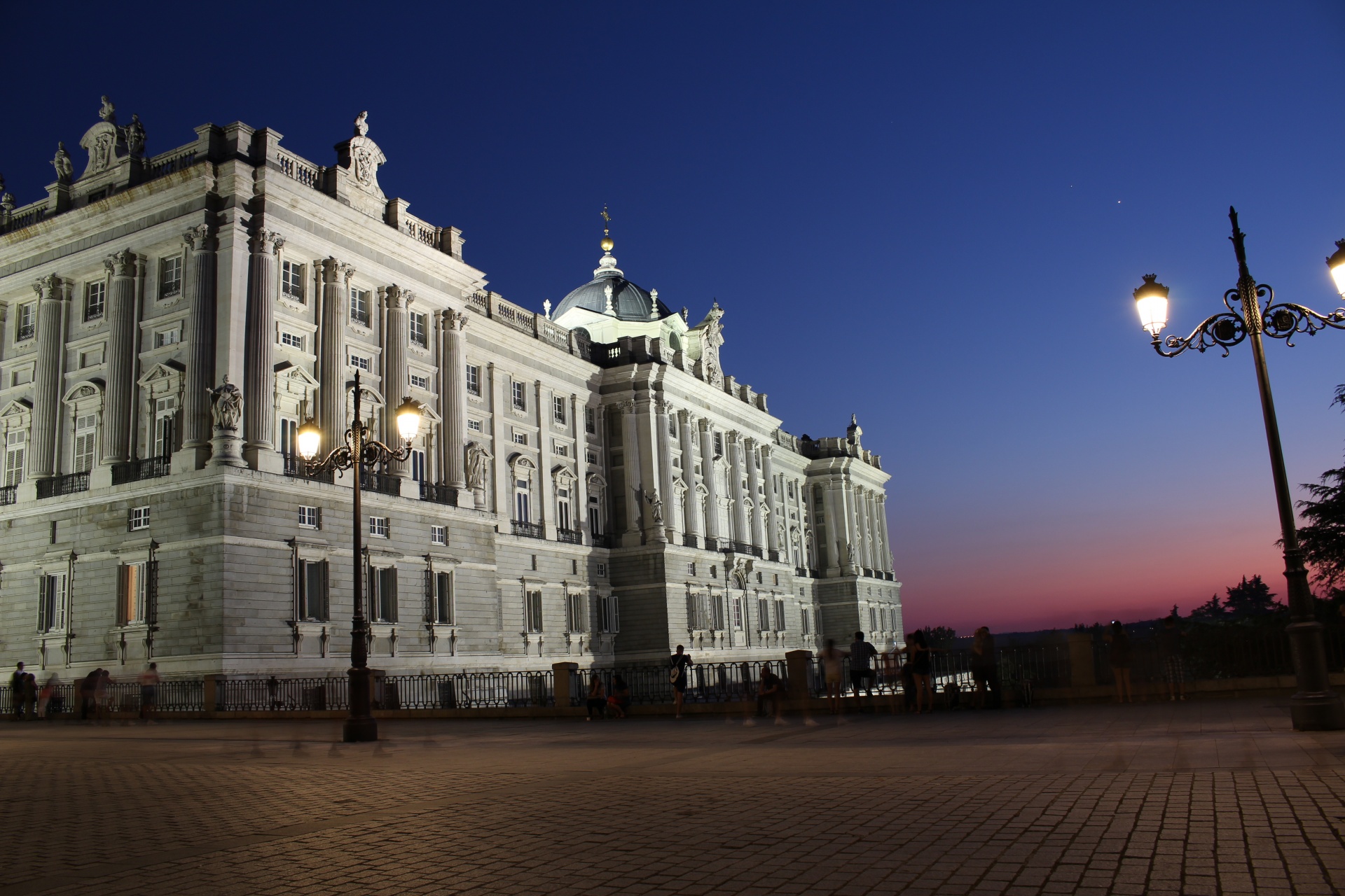 royal palace madrid palace free photo