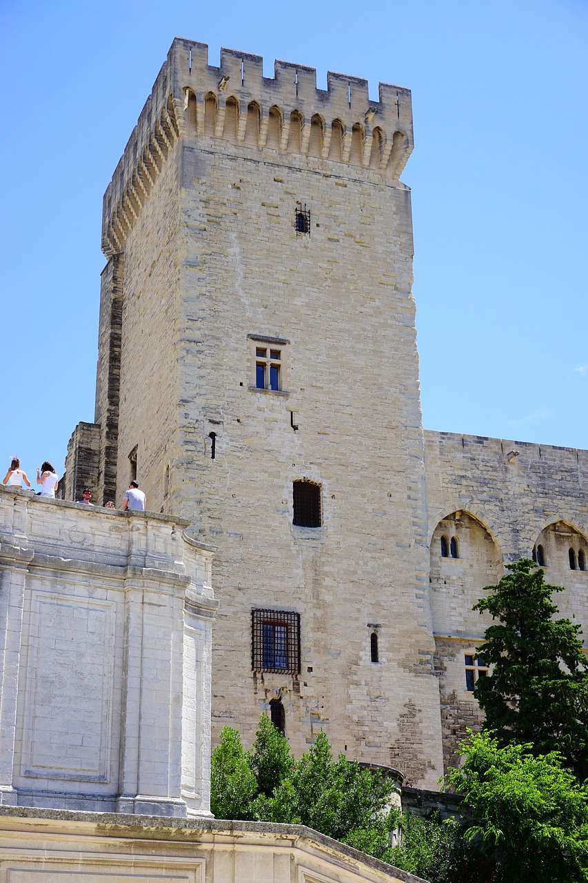 palais des papes corner tower defensive tower free photo