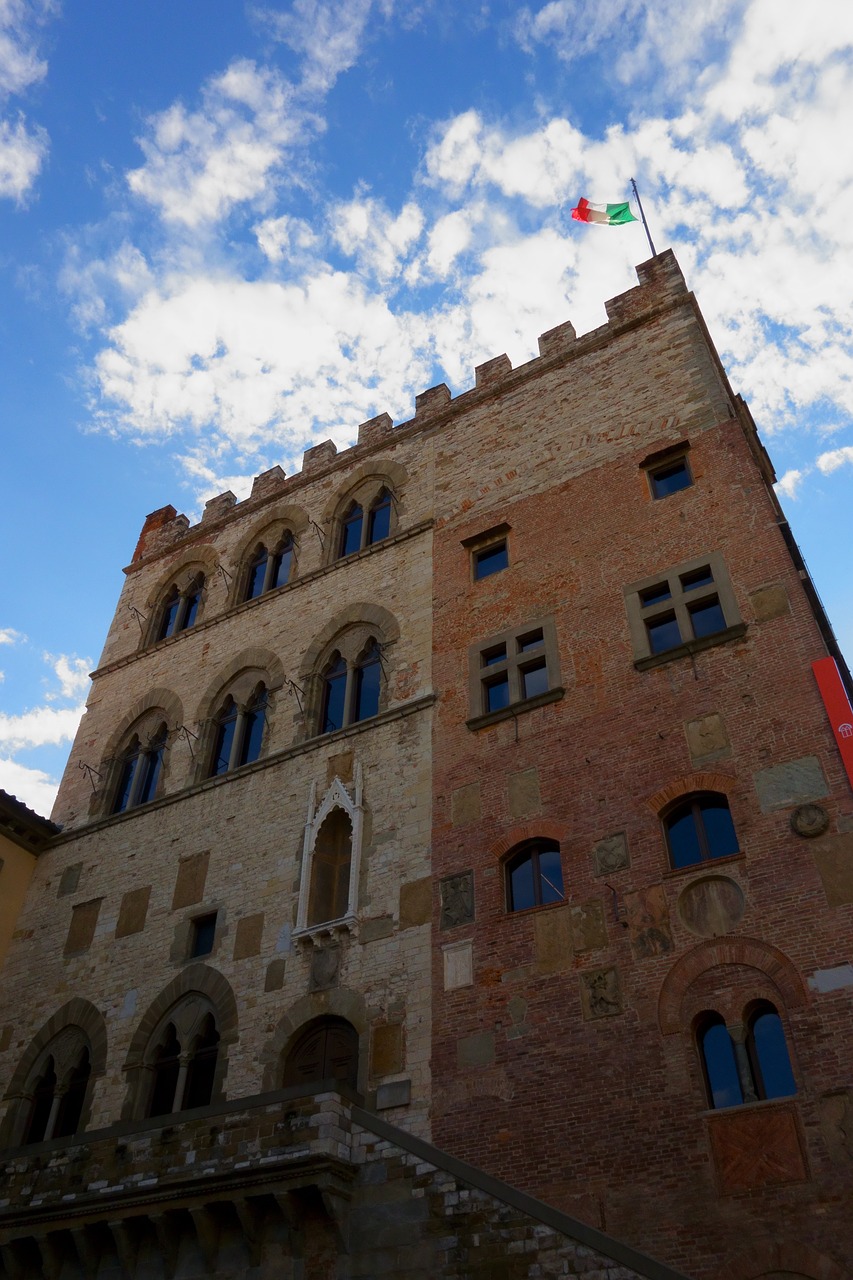 palazzo  prato  italy free photo