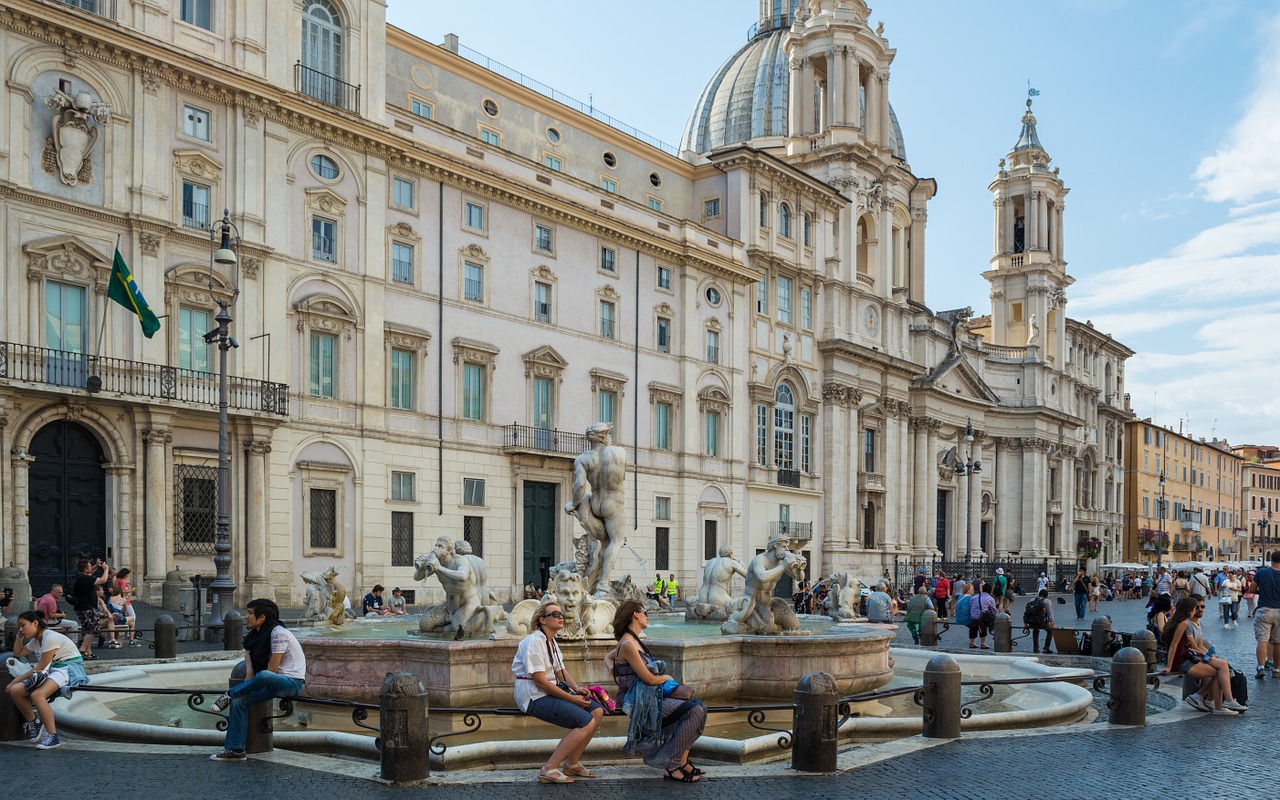 palazzo pamphili piazza navona moor fountain free photo