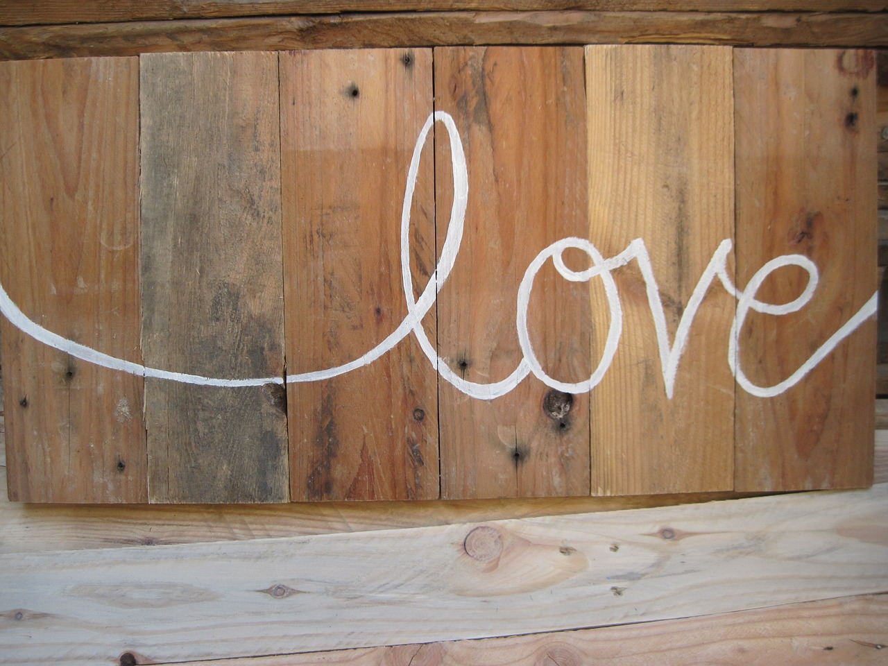 pallet wood sign rustic free photo