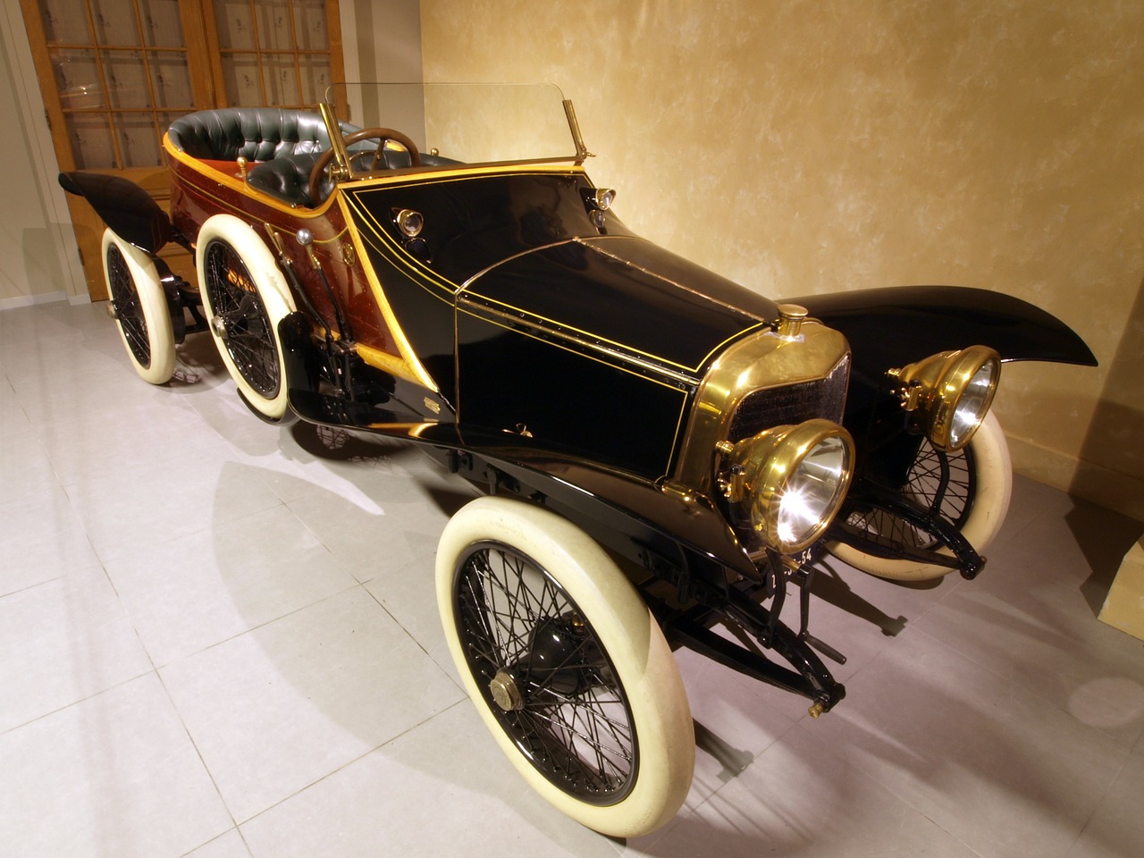 panhard and kevassirm 1912 car free photo