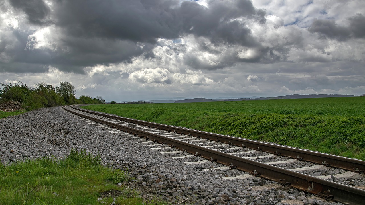 panorama  gleise  landscape free photo