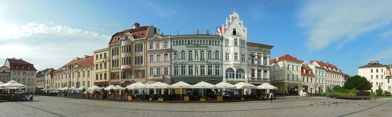 panorama market square bydgoszcz free photo