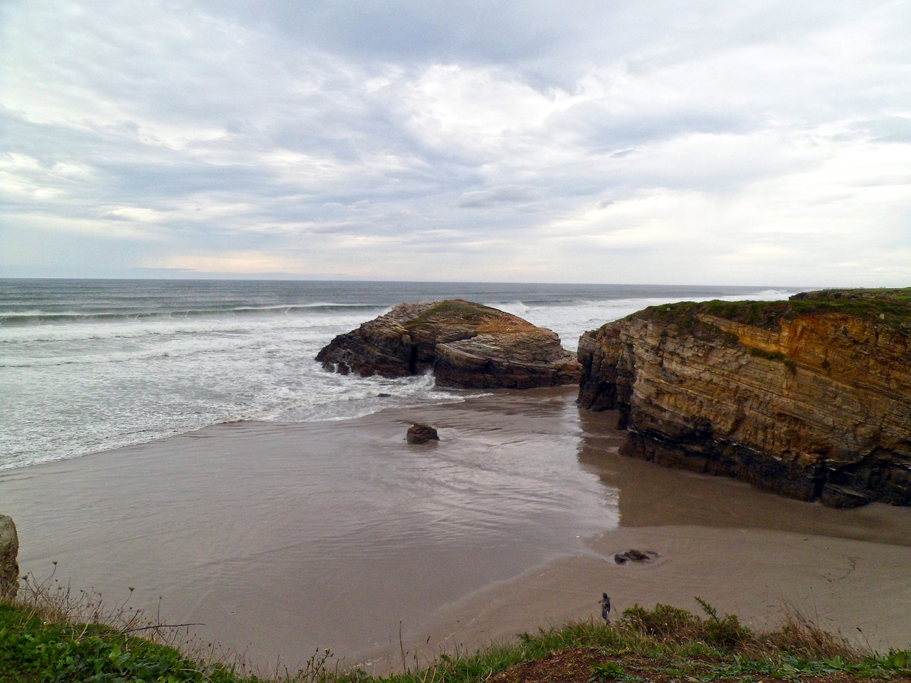 panoramic beach of the cathedrals sea free photo