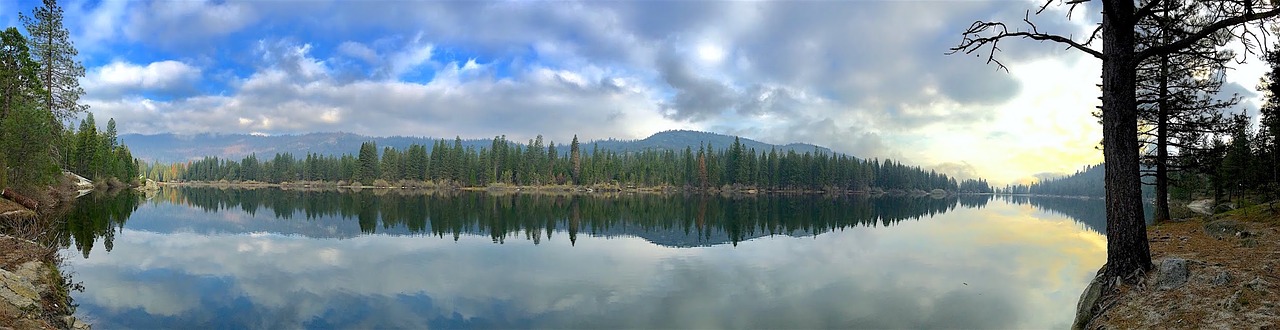 panoramic  lake  water free photo