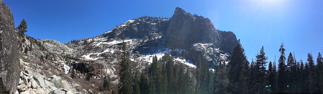 panoramic  mountain  snow free photo