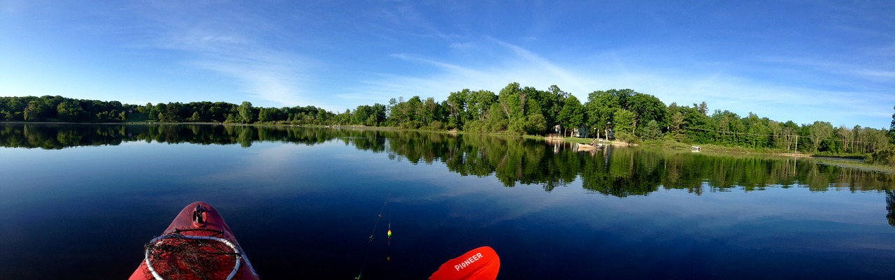 panoramic lake kayak free photo