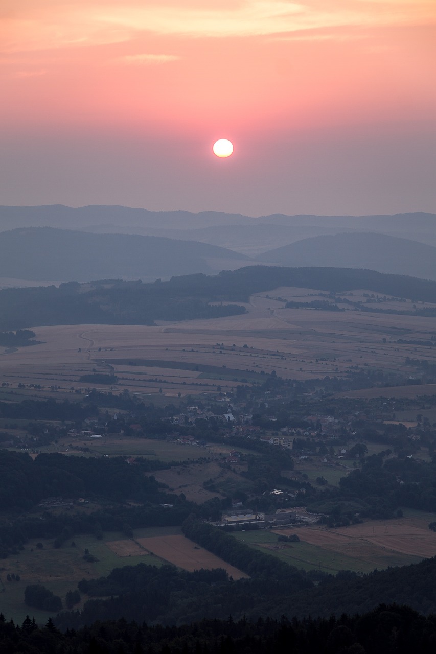 panoramic view valley free photo