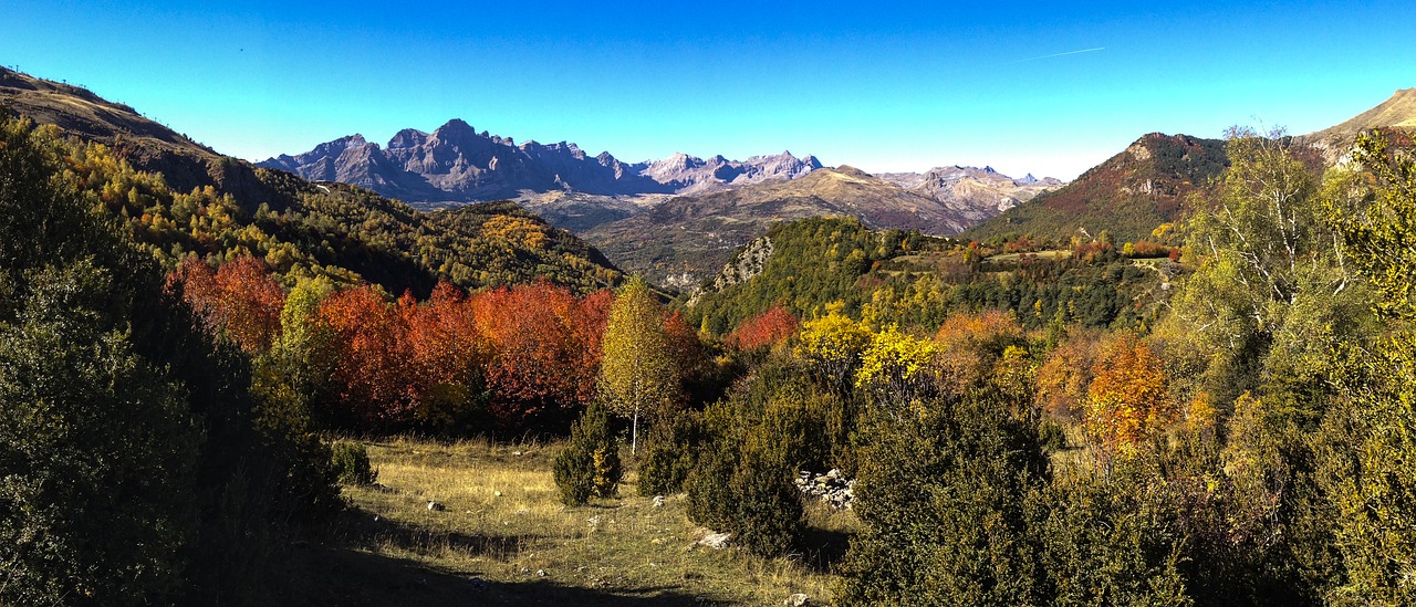 panticosa landscape autumn free photo