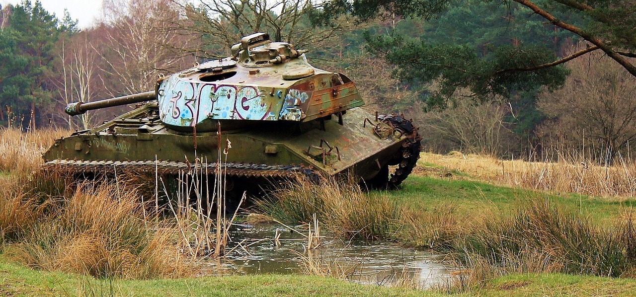 panzer graffiti old tank free photo