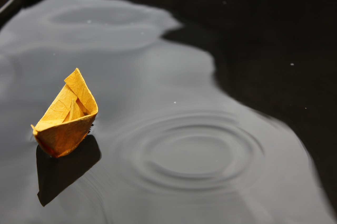 paper boat origami free photo