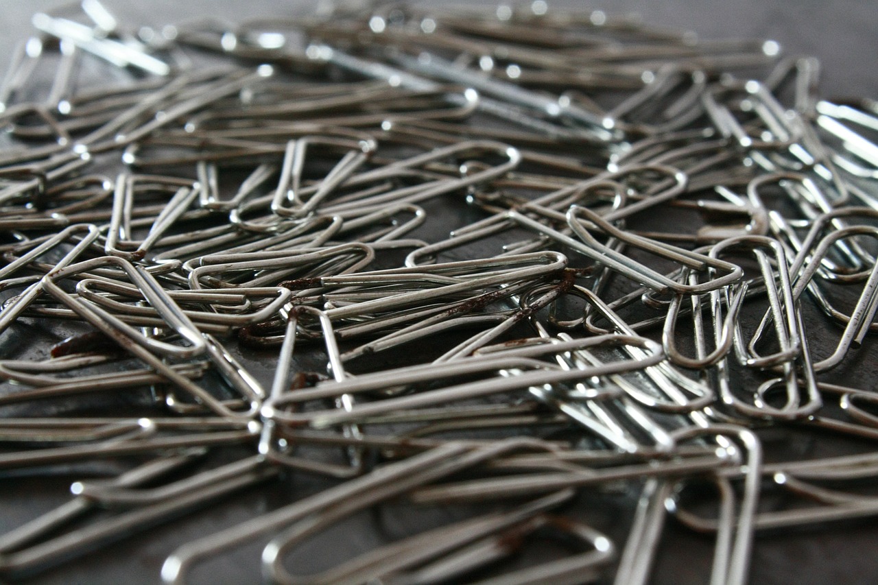 paper-clips paper clips office free photo