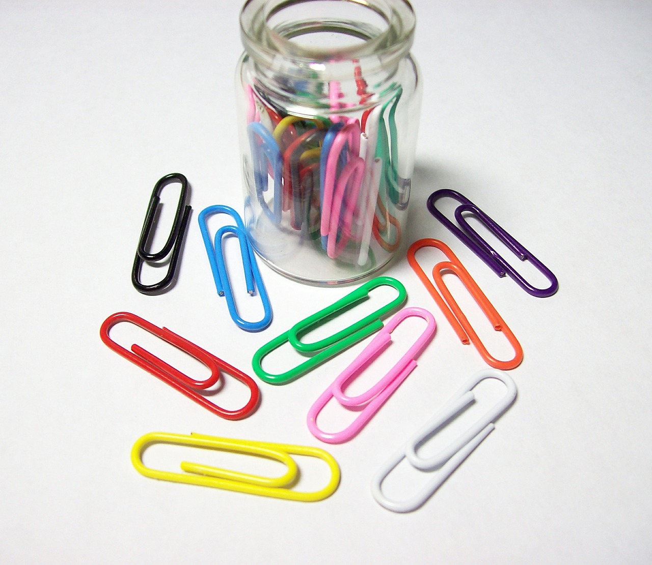 paperclips stationary office free photo