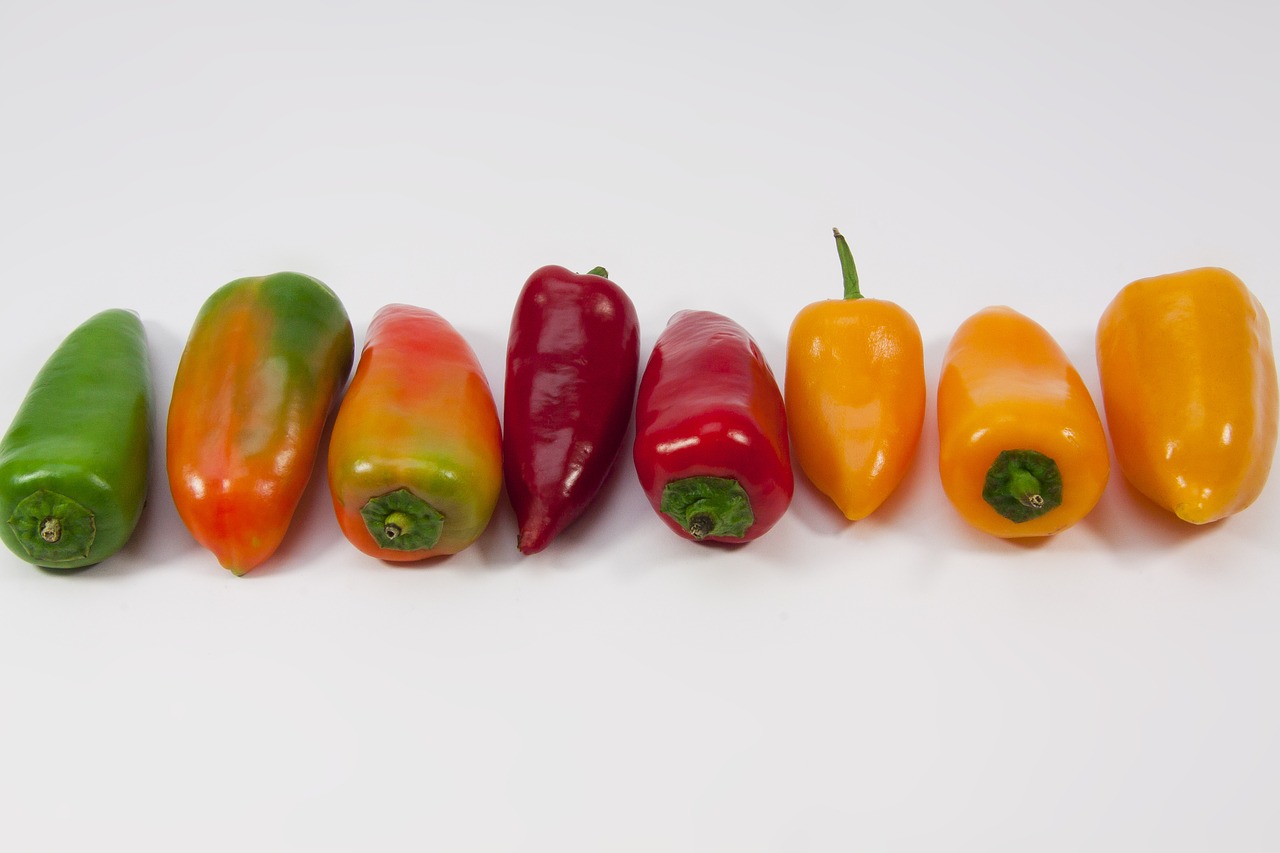 paprika pointed pepper yellow free photo