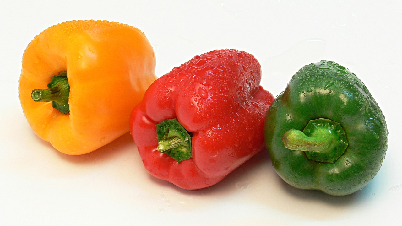 paprika  vegetables  red free photo