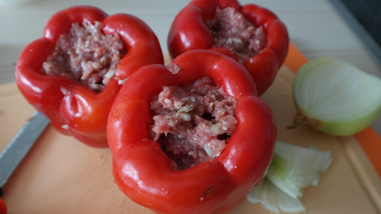 paprika red fill minced meat free photo