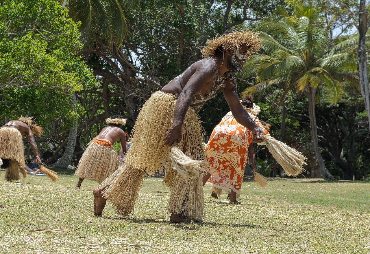 papua dance tribe free photo