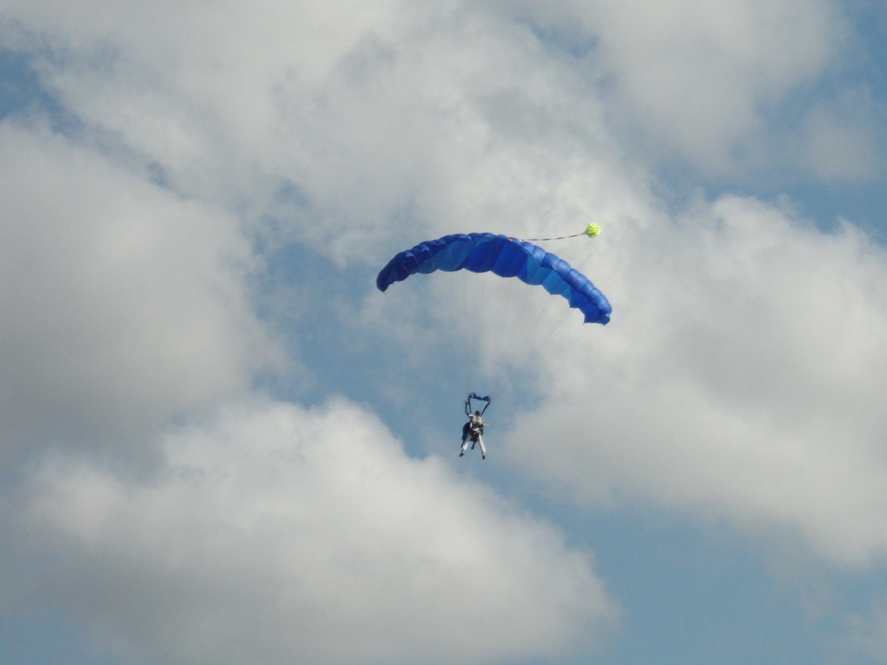 parachute sky free fall free photo